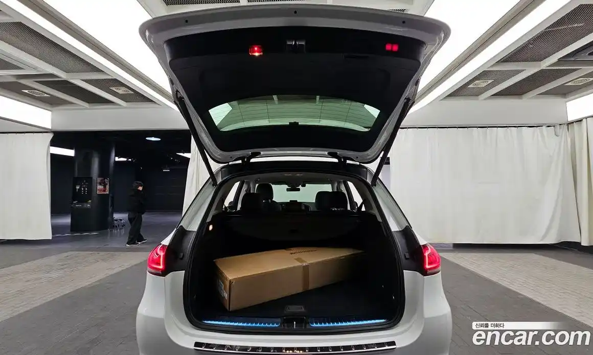 Mercedes-Benz GLE-Class 2019 1.9 Автомат в Москве № 468030, фото 20