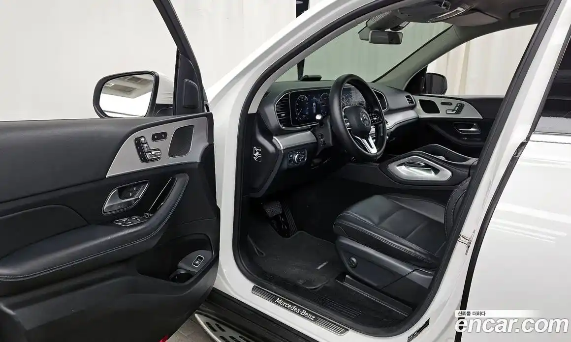 Mercedes-Benz GLE-Class 2019 1.9 Автомат в Москве № 468030, фото 10