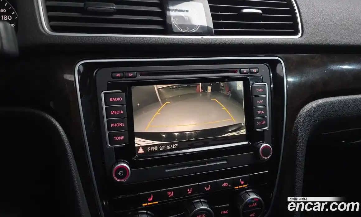 Volkswagen Passat 2014 2.0 Автомат в Москве № 472399, фото 15