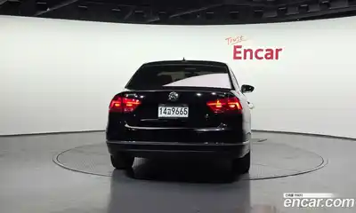 Volkswagen Passat 2014 2.0 Автомат в Москве № 472399, миниатюра 4