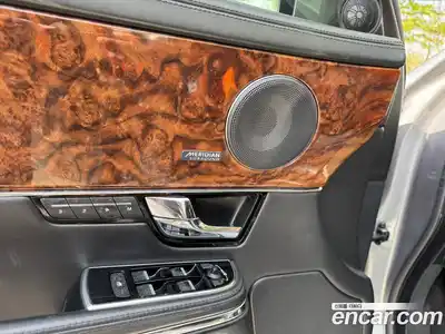 Jaguar XJ 2013 3.0 Автомат в Москве № 474332, миниатюра 12