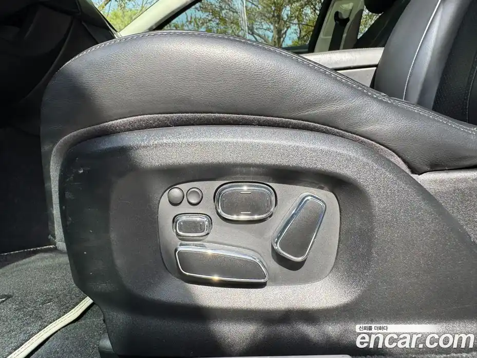 Jaguar XJ 2013 3.0 Автомат в Москве № 474332, фото 15