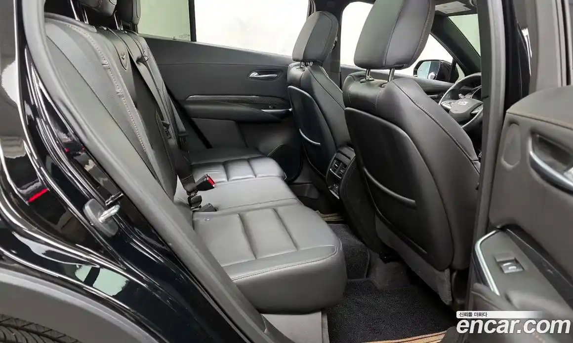 Cadillac XT4 2023 2.0 Автомат в Москве № 474606, фото 12