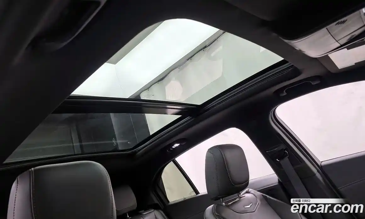 Cadillac XT4 2023 2.0 Автомат в Москве № 474606, фото 17