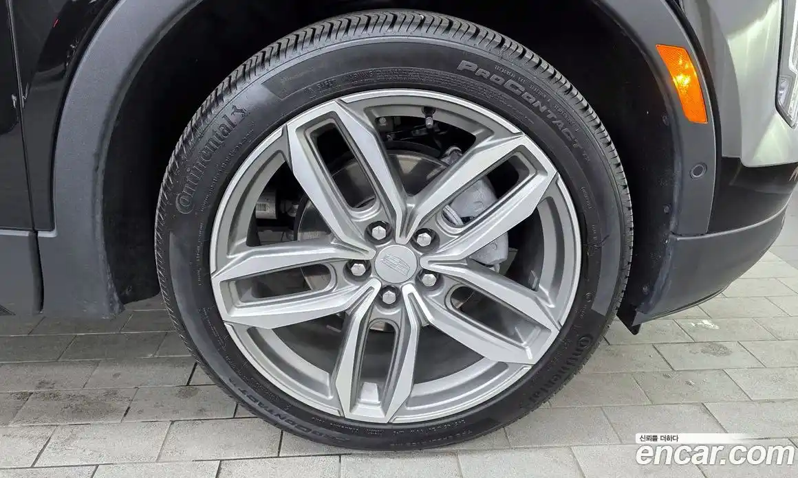 Cadillac XT4 2023 2.0 Автомат в Москве № 474606, фото 5