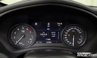 Cadillac XT4 2023 2.0 Автомат в Москве № 474606, миниатюра 8