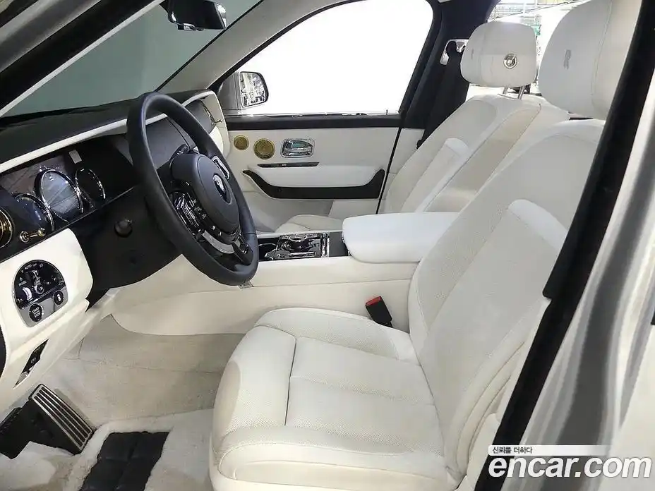 Rolls-Royce Cullinan 2023 6.7 Автомат в Москве № 474807, фото 10