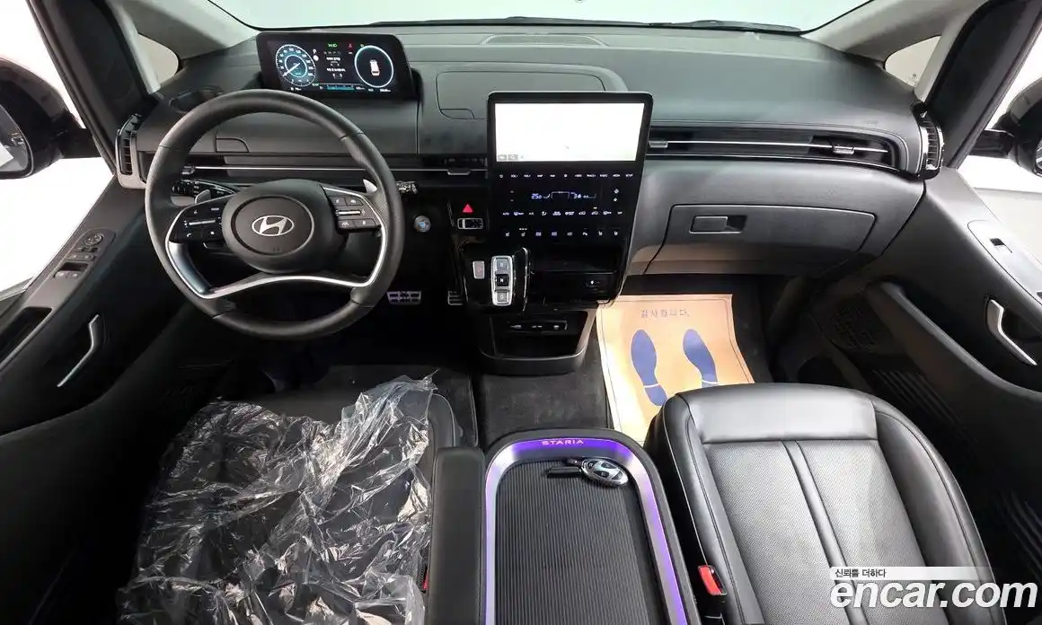 Hyundai Staria 2025 1.6 Автомат в Москве № 47810, фото 9