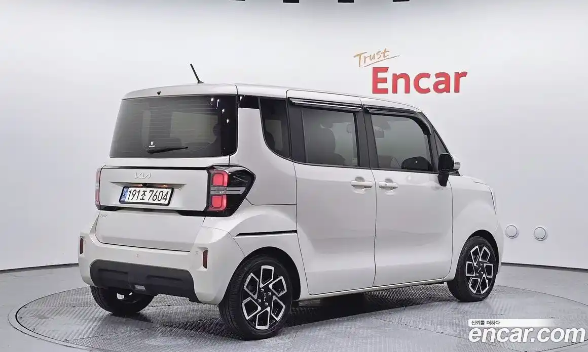 Kia Ray 2023 1.0 Автомат в Москве № 5145, фото 16