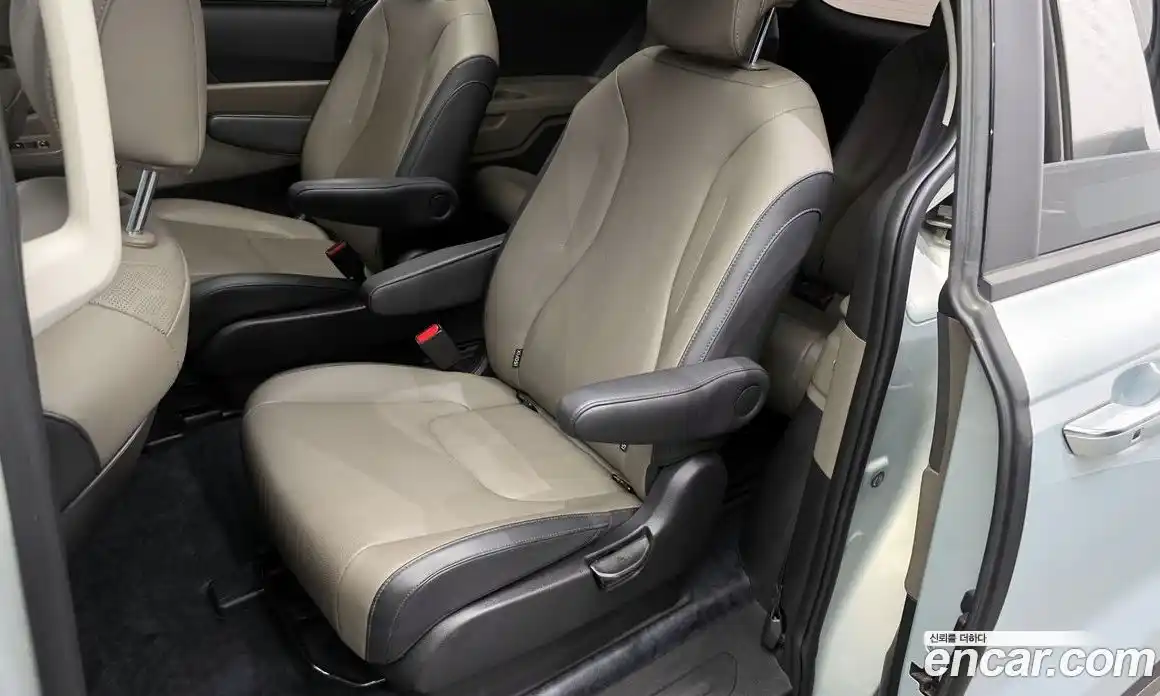 Kia Canival 2024 3.5 Автомат в Москве № 52005, фото 13