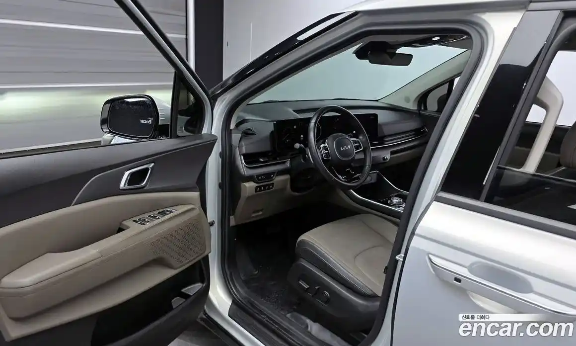 Kia Canival 2024 3.5 Автомат в Москве № 52005, фото 6