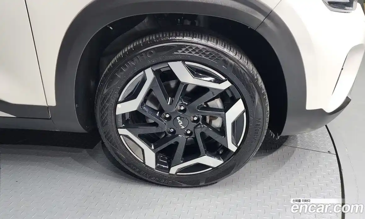 Kia Seltos 2024 1.6 Автомат в Москве № 52831, фото 18