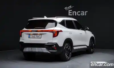 Kia Seltos 2024 1.6 Автомат в Москве № 52831, миниатюра 3