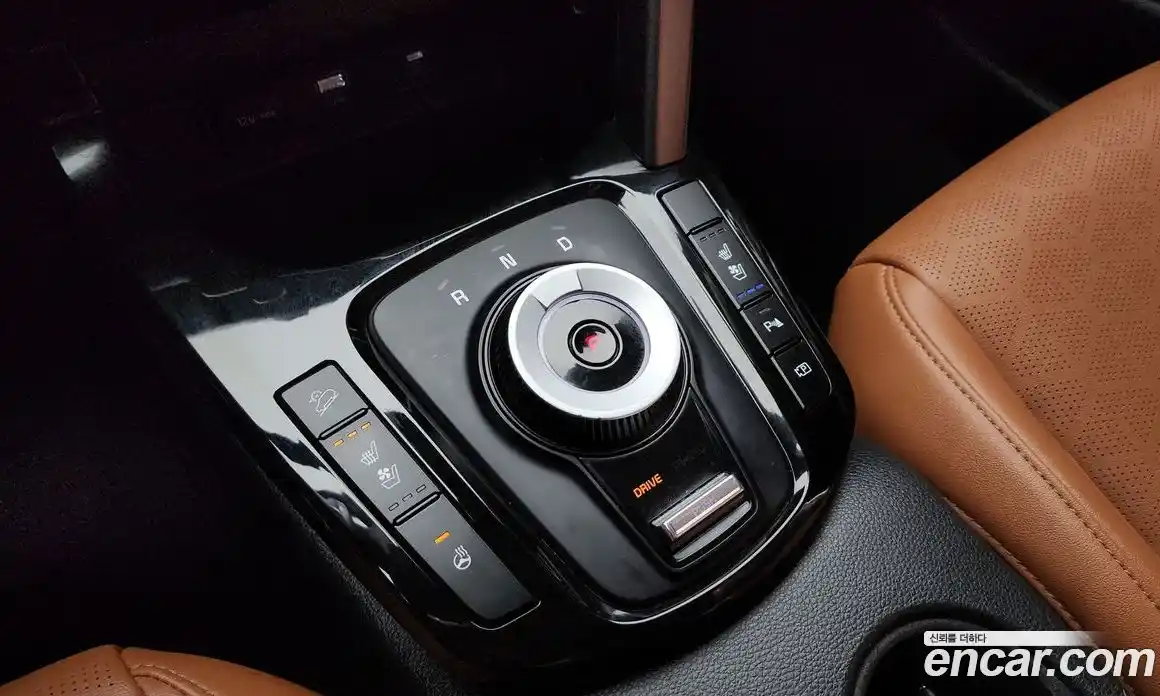 Kia Seltos 2024 1.6 Автомат в Москве № 52831, фото 7