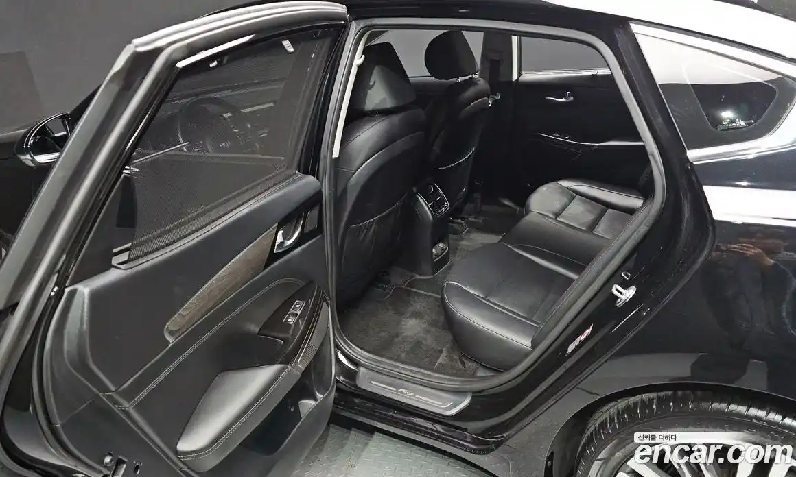 Kia K7 2020 2.5 Автомат в Москве № 56291, фото 3