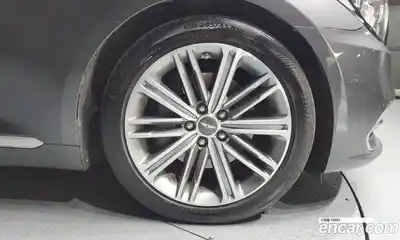 Genesis G80 2018 3.3 Автомат в Москве № 56585, миниатюра 5