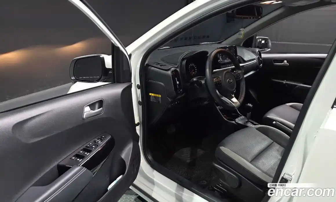 Kia Morning 2021 1.0 Автомат в Москве № 73984, фото 9