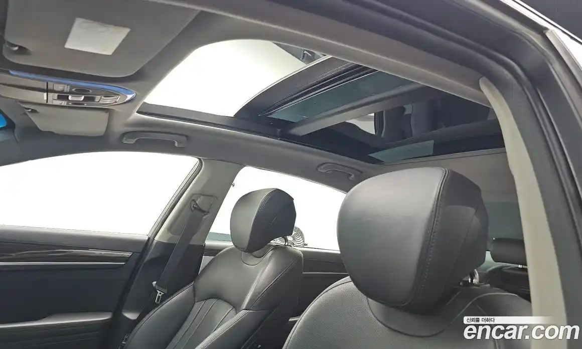 Genesis G80 2017 3.3 Автомат в Москве № 77832, фото 9