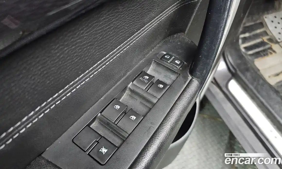 Chevrolet Captiva 2015 2.0 Автомат в Москве № 84942, фото 9