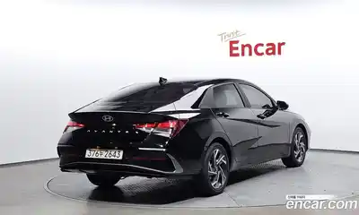 Hyundai Avante 2024 1.6 Автомат в Москве № 93375, миниатюра 4