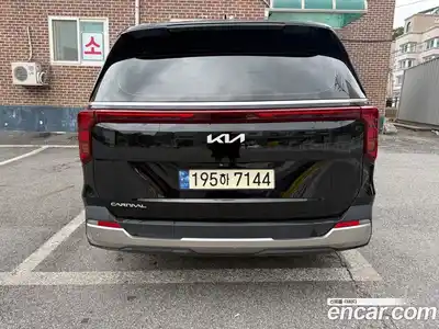 Kia Canival 2024 3.5 Автомат в Москве № 97210, миниатюра 3