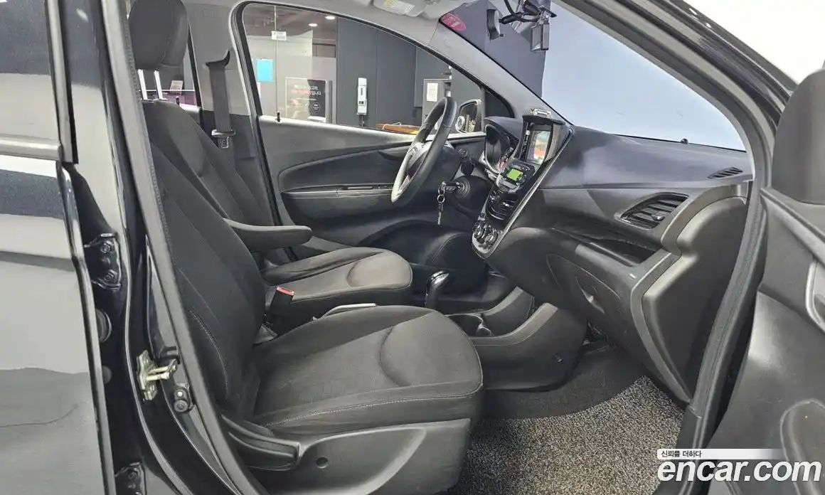 Chevrolet Spark 2016 1.0 Автомат в Москве № 100846, фото 16