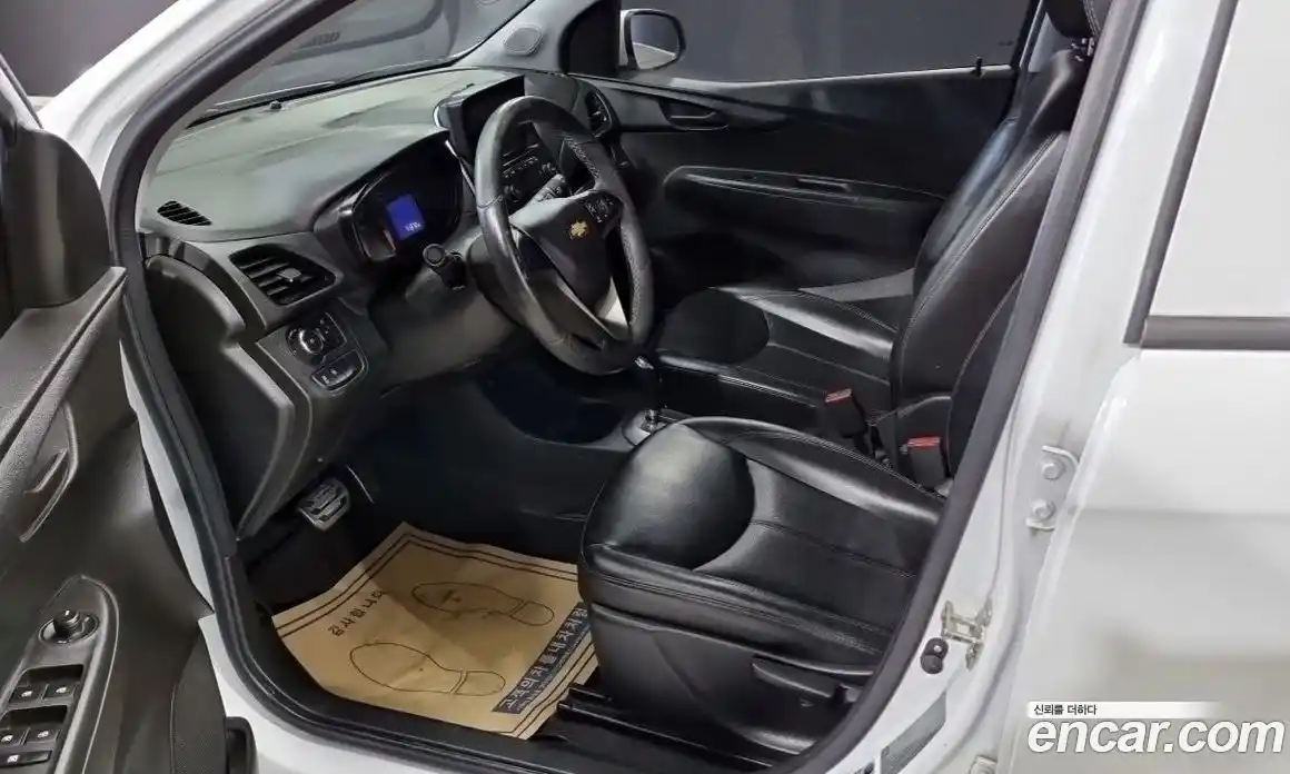 Chevrolet Spark 2016 1.0 Автомат в Москве № 105331, фото 17