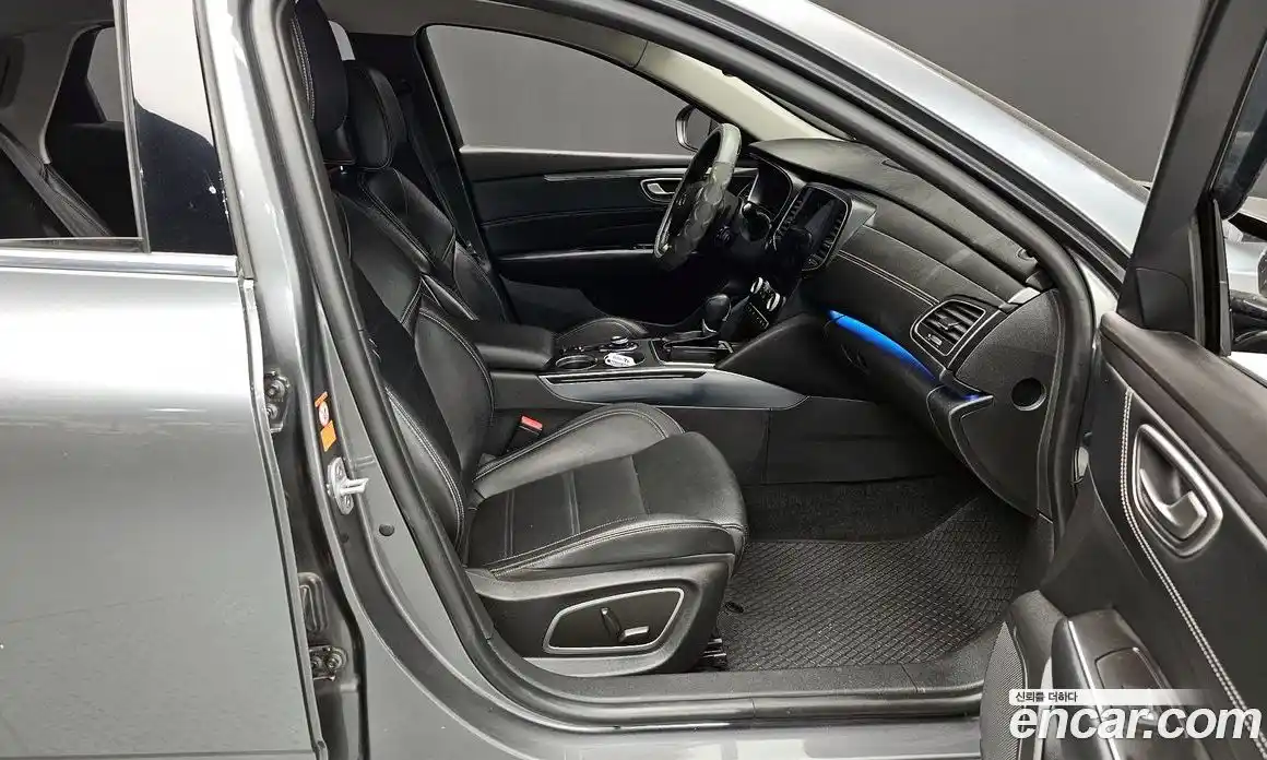 Renault SM6 2023 2.0 Автомат в Москве № 107395, фото 11