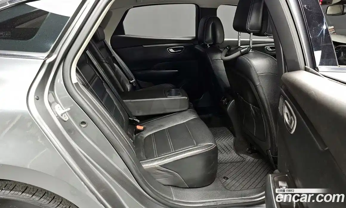 Renault SM6 2023 2.0 Автомат в Москве № 107395, фото 12