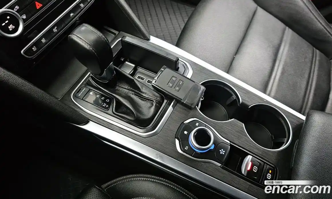 Renault SM6 2023 2.0 Автомат в Москве № 107395, фото 9