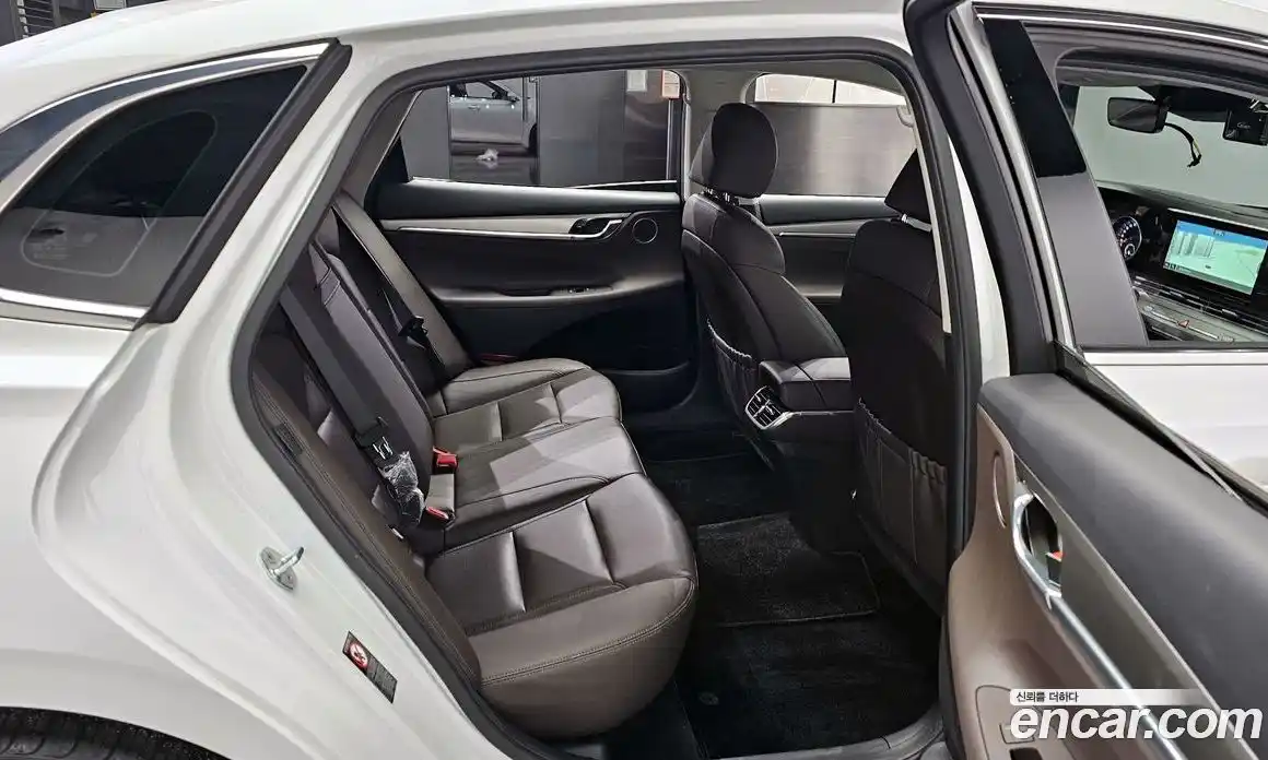 Hyundai Grandeur 2022 3.0 Автомат в Москве № 108330, фото 20