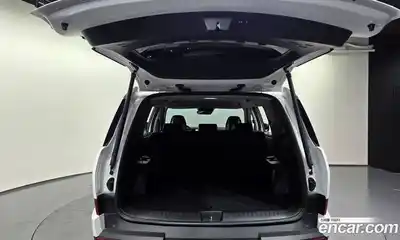 Hyundai Santa Fe 2024 1.6 Автомат в Москве № 108744, миниатюра 9