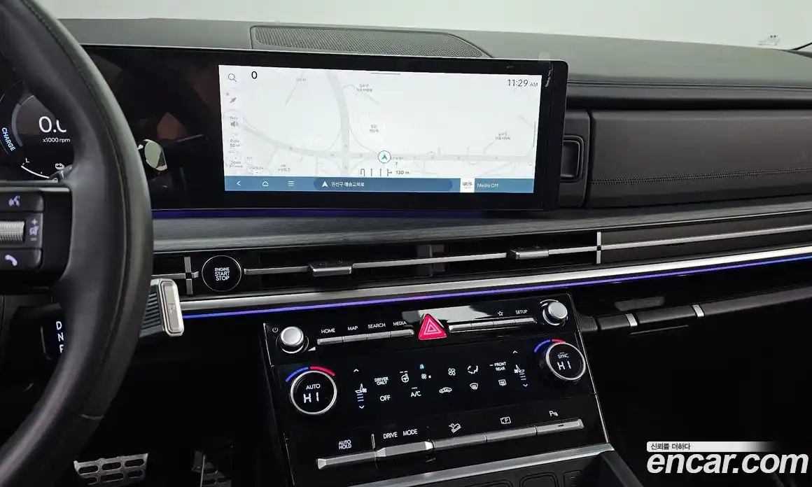 Hyundai Santa Fe 2024 1.6 Автомат в Москве № 109409, фото 13