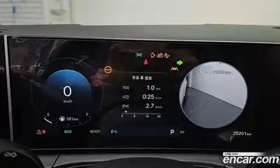 Hyundai Santa Fe 2024 1.6 Автомат в Москве № 109409, миниатюра 7