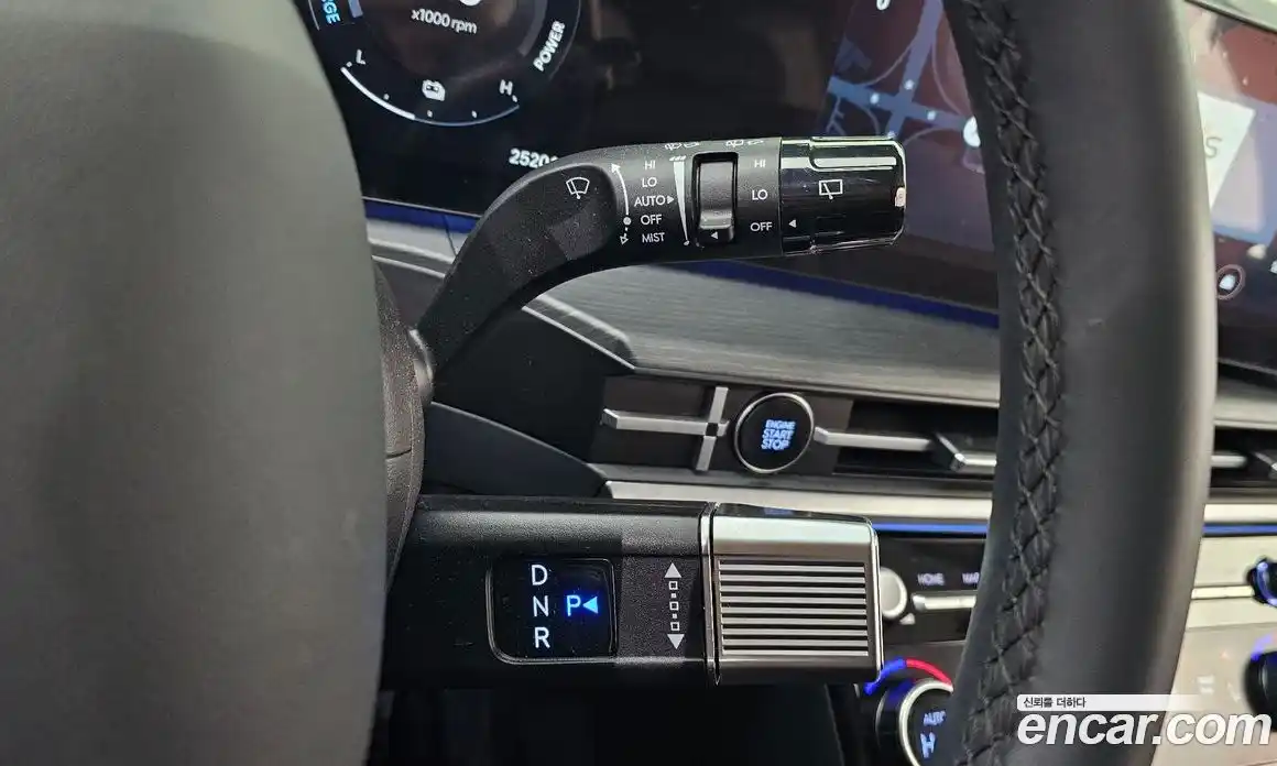 Hyundai Santa Fe 2024 1.6 Автомат в Москве № 109409, фото 8