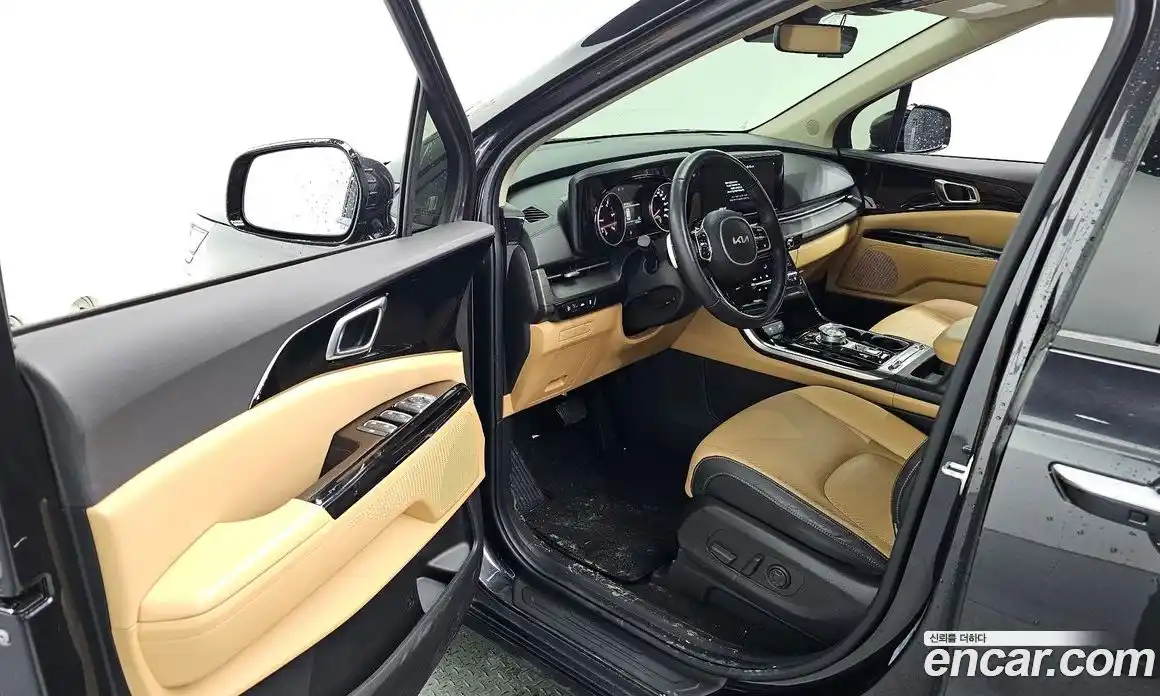 Kia Canival 2022 2.2 Автомат в Москве № 115152, фото 3