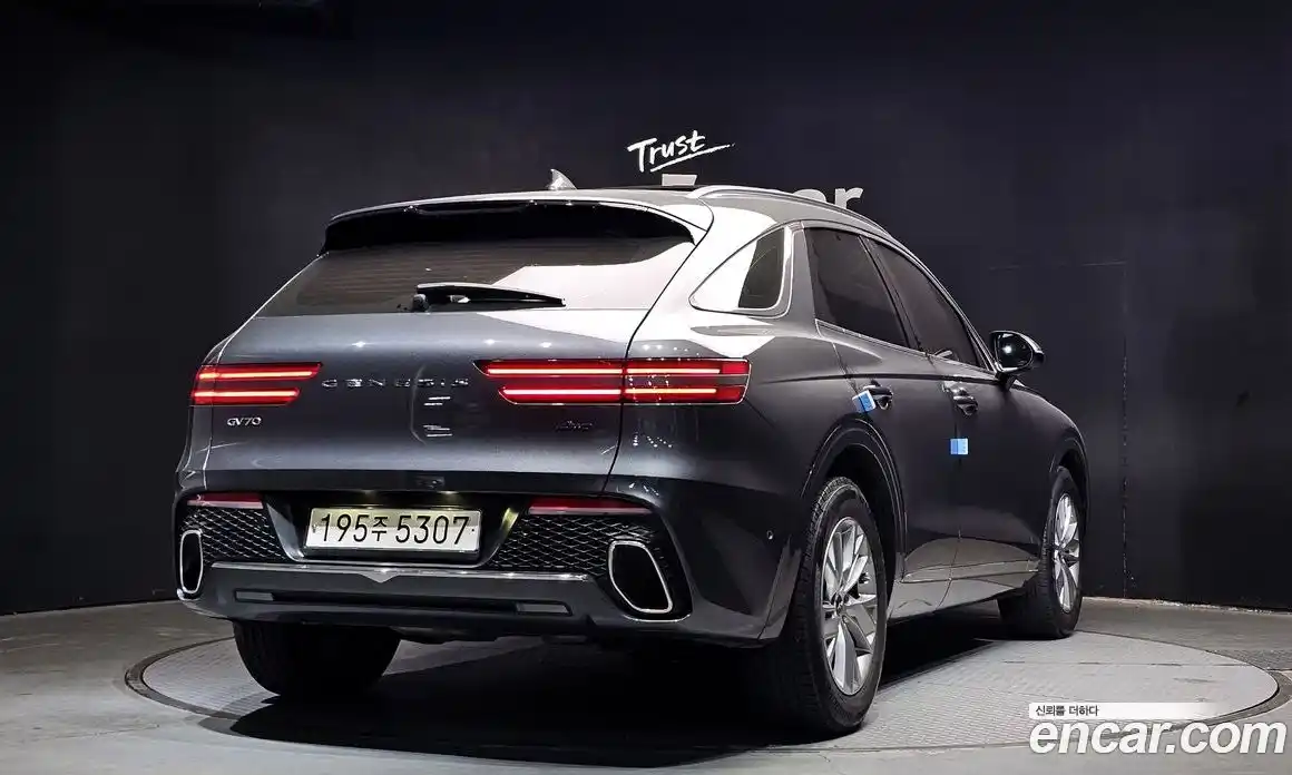 Genesis GV70 2022 2.5 Автомат в Москве № 117852, фото 20