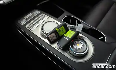 Genesis GV70 2023 2.5 Автомат в Москве № 118062, миниатюра 12