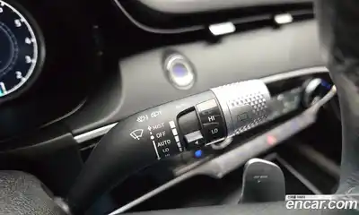 Genesis GV70 2023 2.5 Автомат в Москве № 118062, миниатюра 2