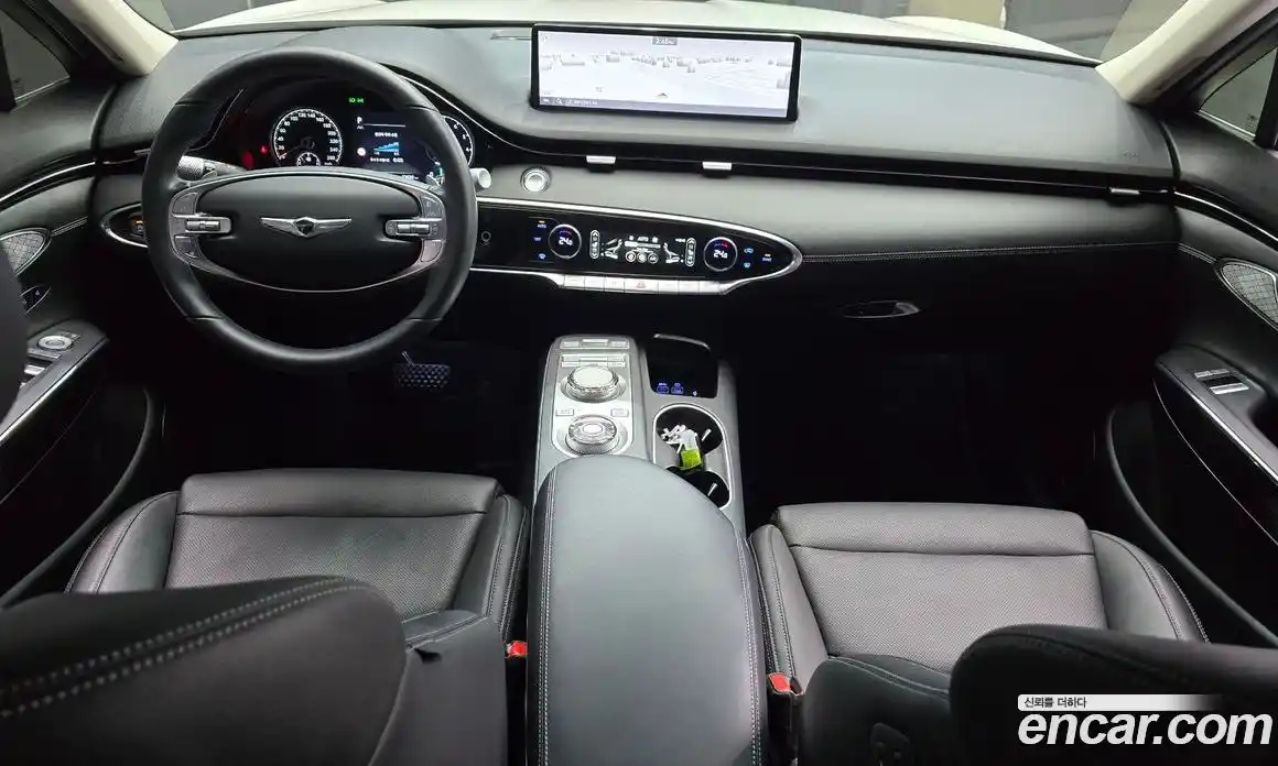 Genesis GV70 2023 2.5 Автомат в Москве № 118062, фото 6