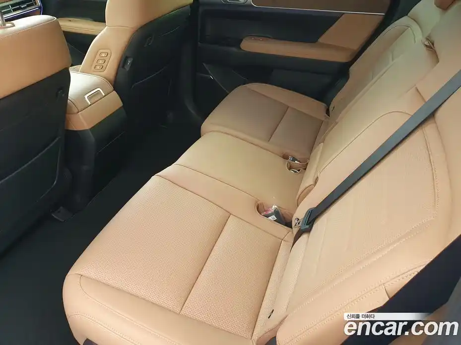 Hyundai Santa Fe 2025 1.6 Автомат в Москве № 119335, фото 7