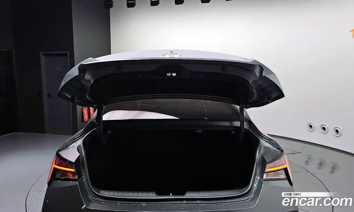 Hyundai Avante 2025 1.6 Автомат в Москве № 119457, фото 12