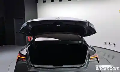 Hyundai Avante 2025 1.6 Автомат в Москве № 119457, миниатюра 12