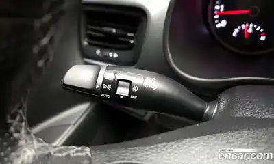 Kia Stonic 2020 1.4 Автомат в Москве № 120369, миниатюра 12