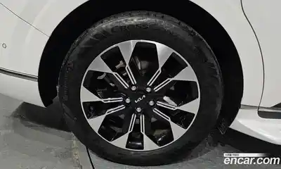 Kia Canival 2023 3.5 Автомат в Москве № 122204, миниатюра 5