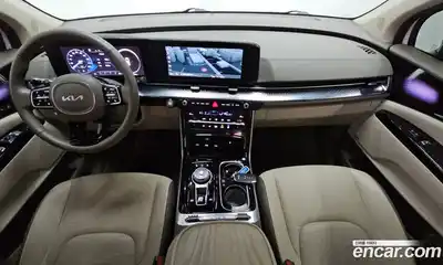 Kia Canival 2023 3.5 Автомат в Москве № 122204, миниатюра 7