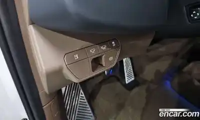 Kia EV9 2024 0.2 Автомат в Москве № 123809, миниатюра 12