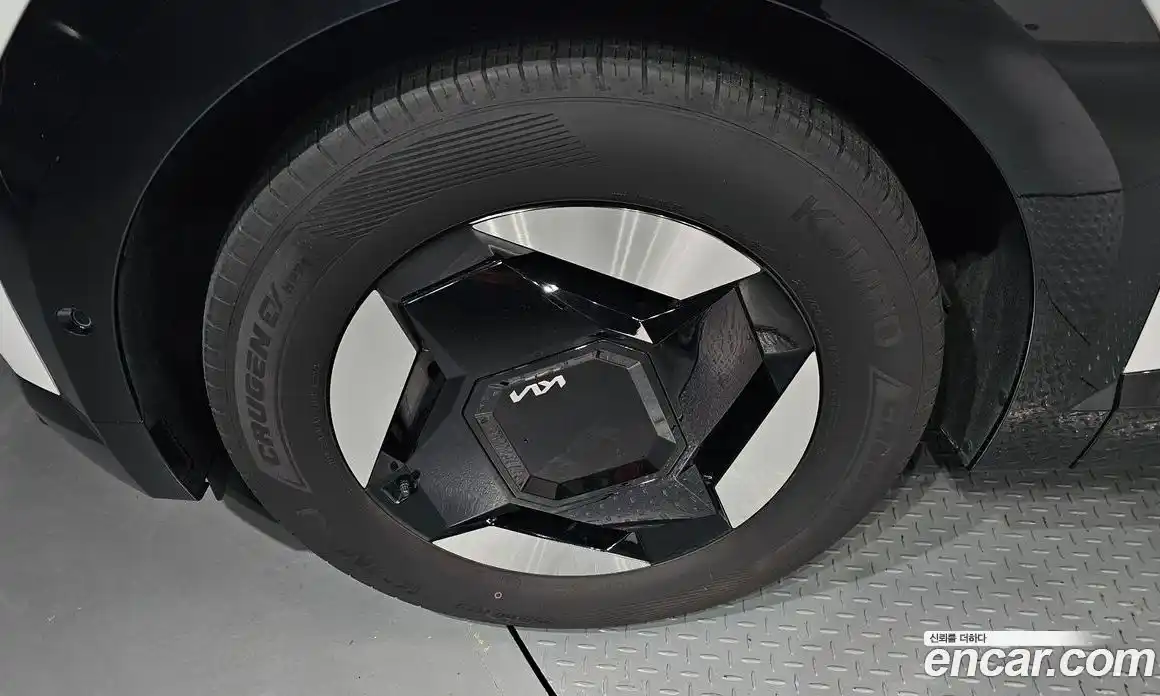 Kia EV9 2024 0.2 Автомат в Москве № 123809, фото 16