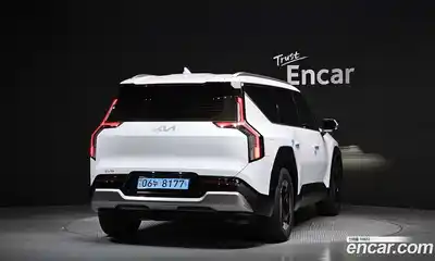 Kia EV9 2024 0.2 Автомат в Москве № 123809, миниатюра 2