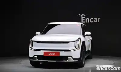 Kia EV9 2024 0.2 Автомат в Москве № 123809, миниатюра 8